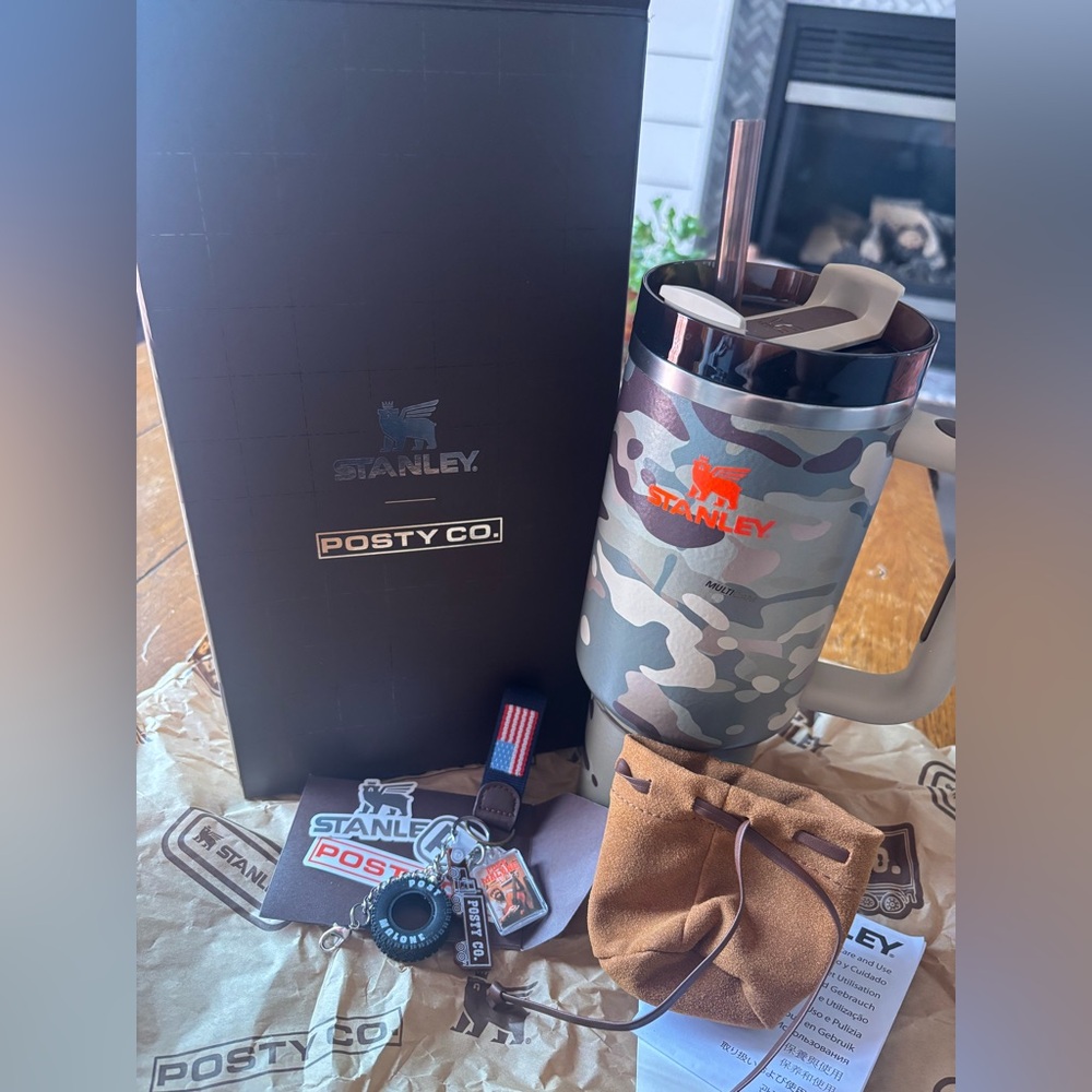 ORIGINAL Stanley Post Malone Cup/Keychain Set